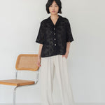 Wide Lapel Shirt in Floral Appliqué - Esse - Mint - XXS -