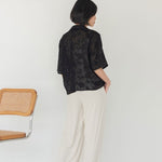 Wide Lapel Shirt in Floral Appliqué - Esse - Mint - XXS -