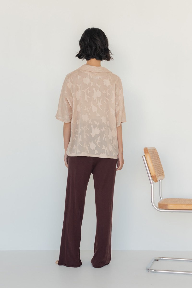 Wide Lapel Shirt in Floral Appliqué - Esse - White - XS -