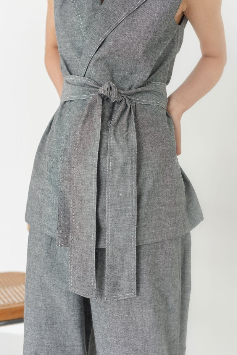 Wrap Vest in Dark Denim - Esse - Black - XS -