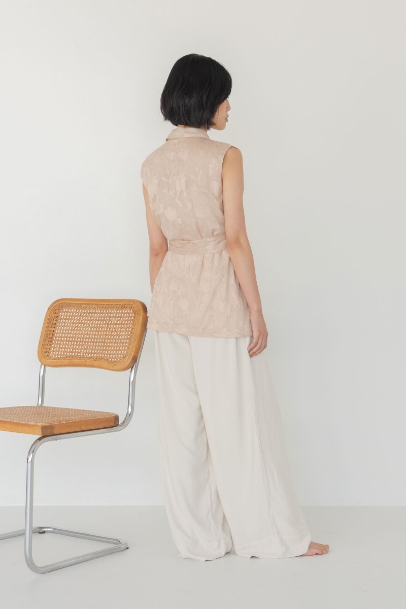 Wrap Vest in Floral Appliqué - Esse - Blush - XXS -