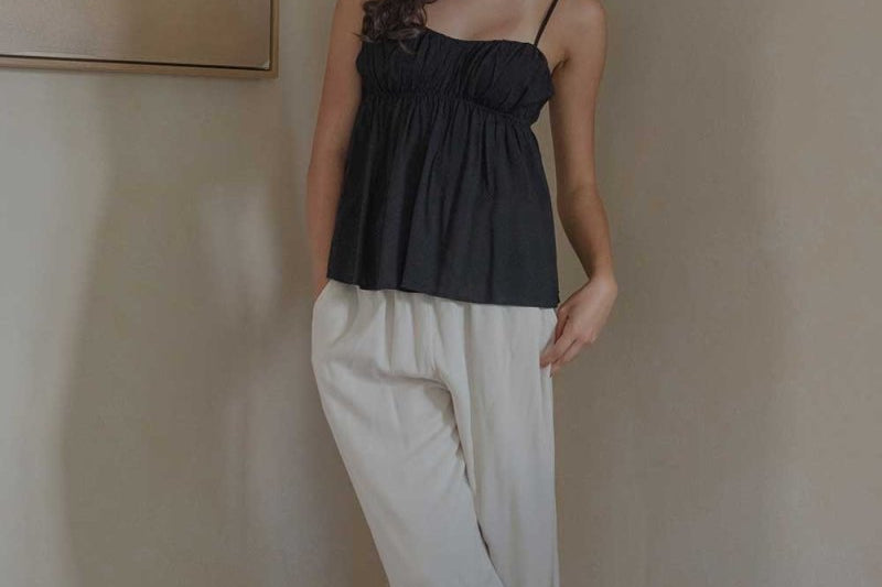 Ruched Bodice Top in Black - Esse-XS--