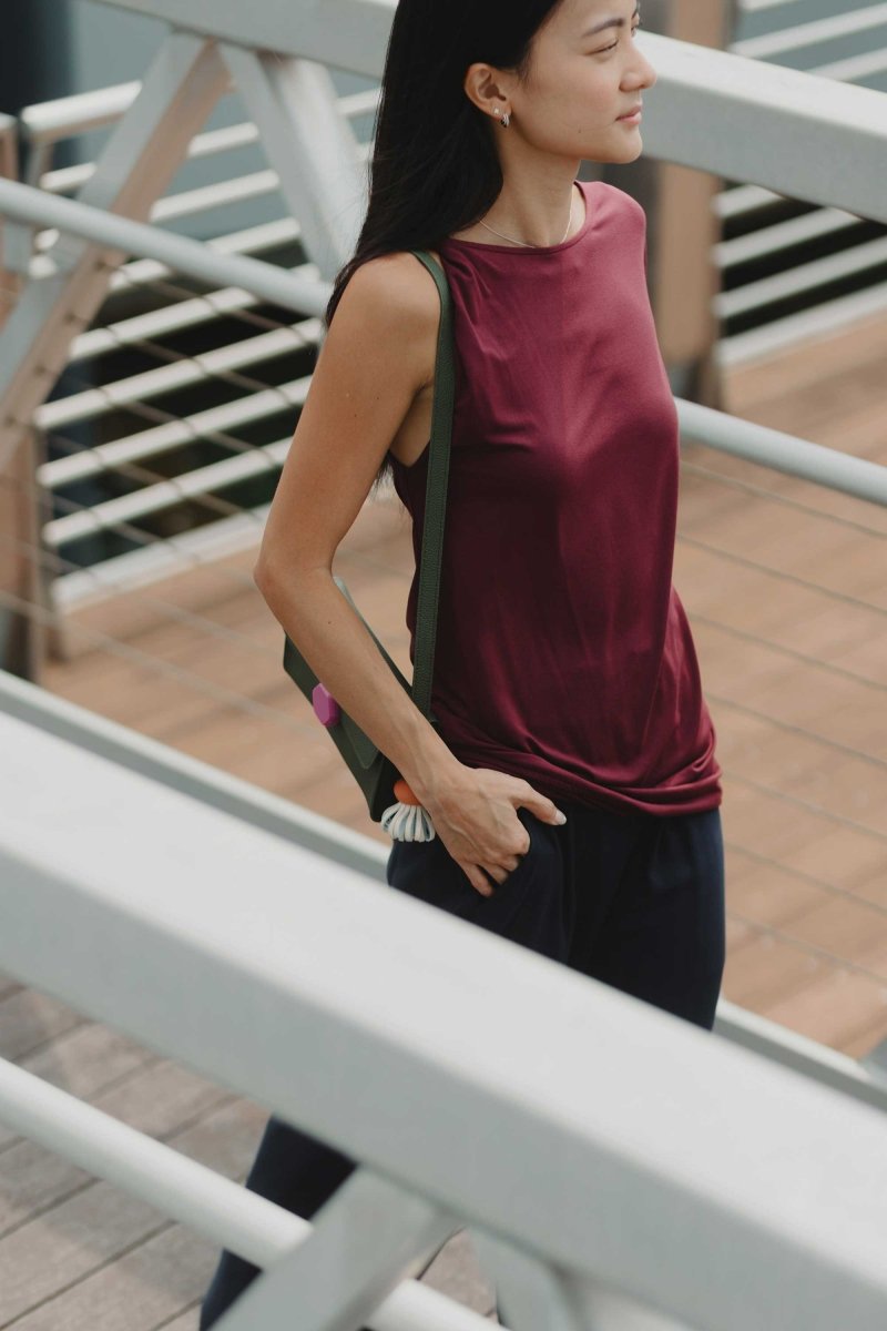 Cloud Asymmetric Blouse in Cherry - Esse-XXS - 