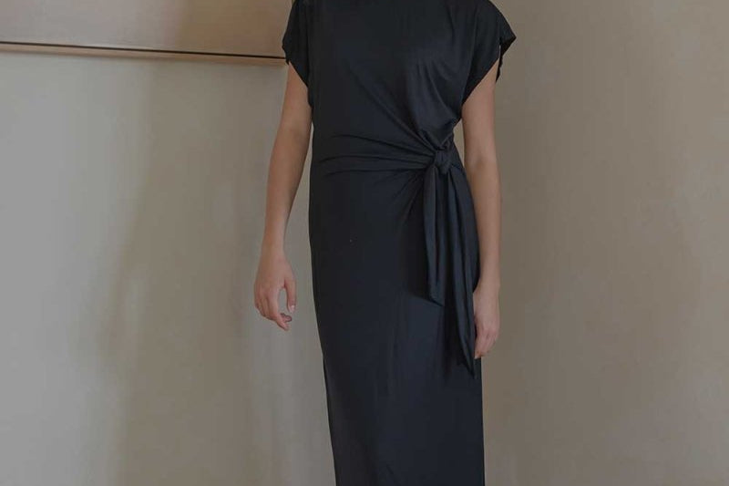 Cloud Dress with Side Tie in Black - Esse-XXS--