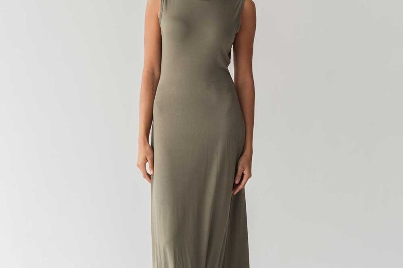 Cloud Maxi Dress with Cut-out in Olive - Esse-XXS--