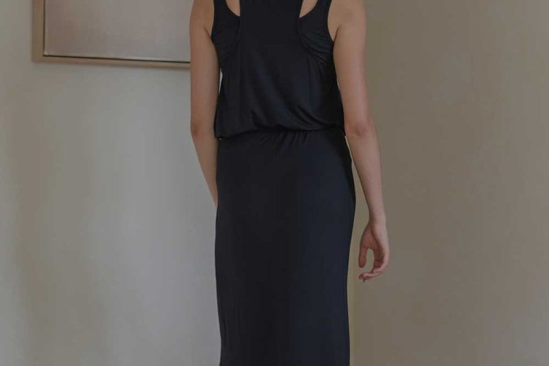 Cloud Scoop Tank in Black - Esse-XS--