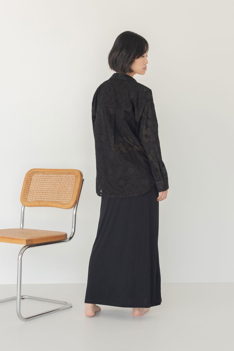 Cocoon Shirt in Floral Appliqué in Black - Esse - XS - 