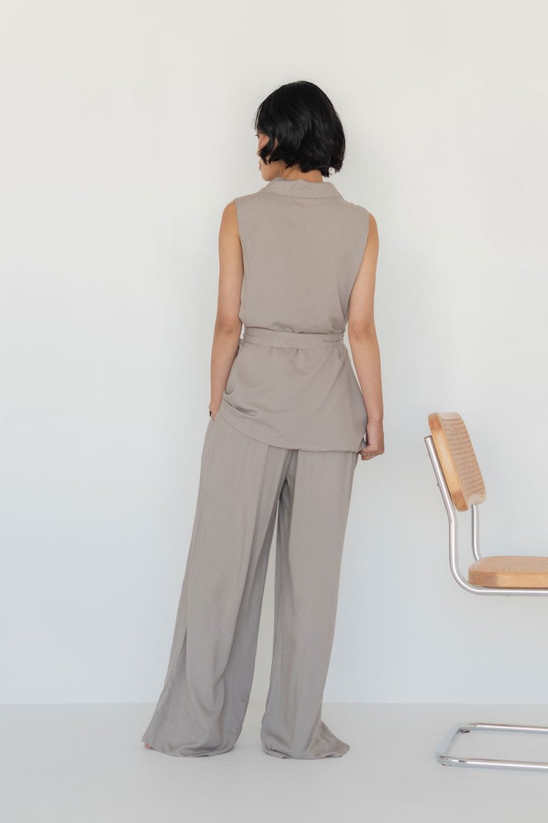 Elongate Elastic Pants in Taupe - Esse - XS - Regular - 