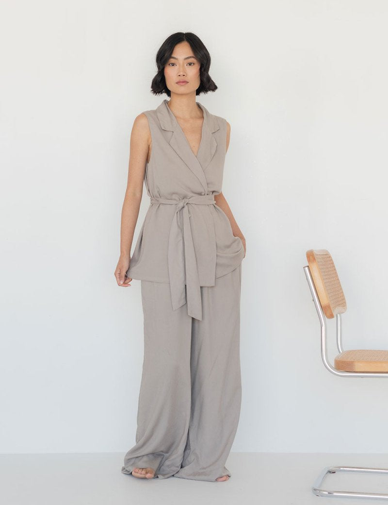 Elongate Elastic Pants in Taupe - Esse - XS - Regular - 
