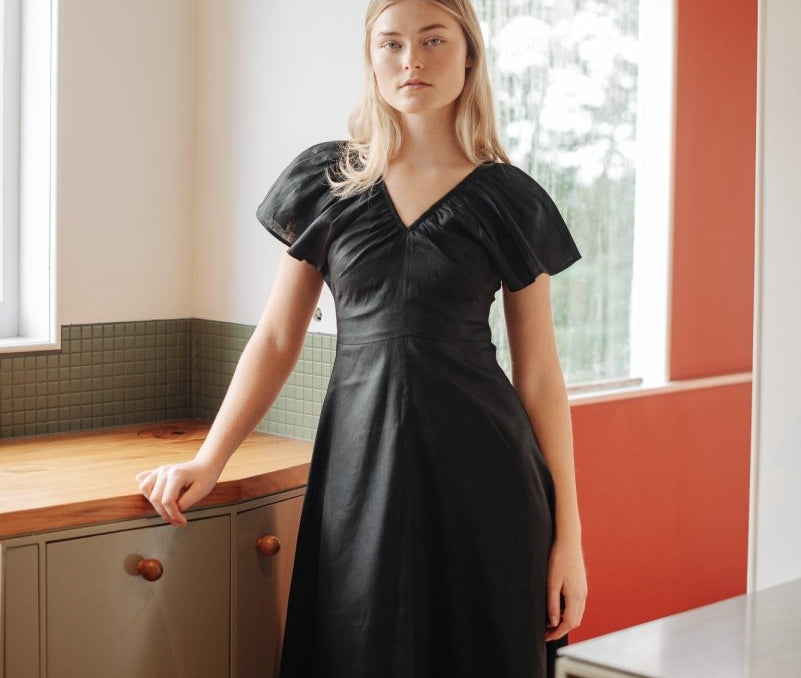 Flourish Dress - Esse - Black - XXS - 