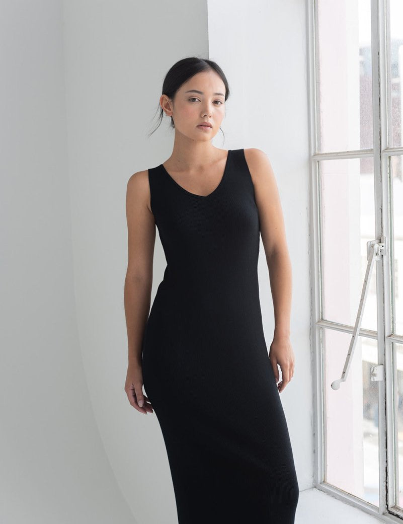 Knit Bateau Neckline Dress in Black - Esse - XS - 