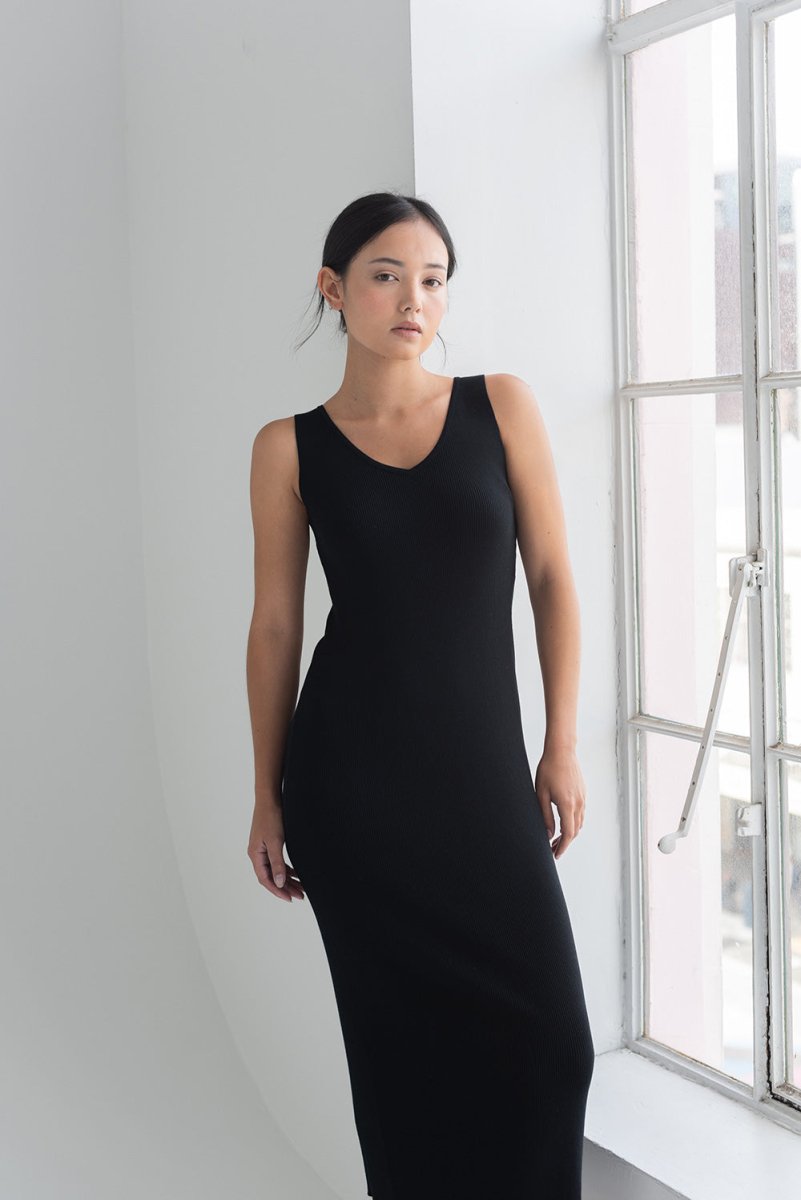 Knit Bateau Neckline Dress in Black - Esse - XS - 