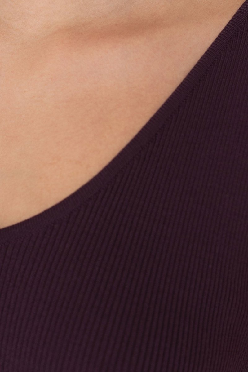 Knit Bateau Neckline Dress in Cherry - Esse-XS - 