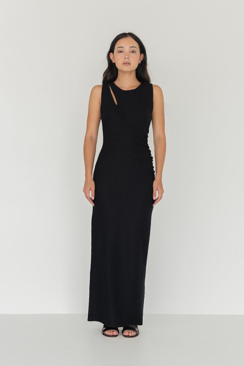 Knit Maxi Dress with Asymmetrical Keyhole - Esse - Black - S - 