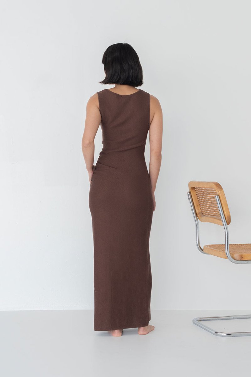 Knit Maxi Dress with Asymmetrical Keyhole - Esse - Mocha - S - 