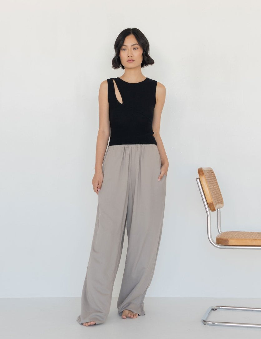 Knit Top with Asymmetrical Keyhole - Esse - Black - S - 