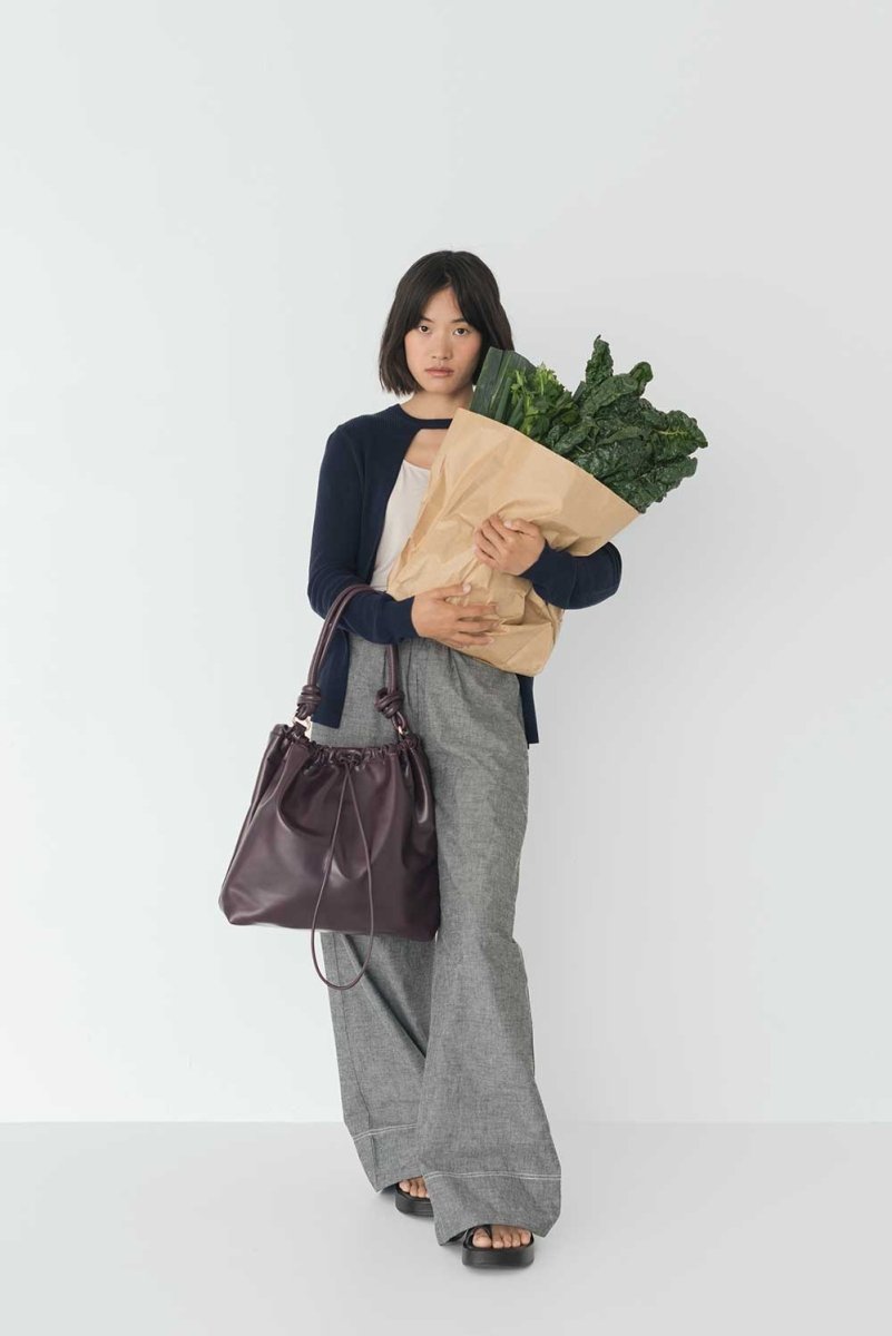 Oslo Drawstring Hobo in Aubergine - Esse - 