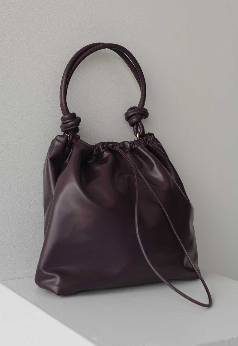 Oslo Drawstring Hobo in Aubergine - Esse - 
