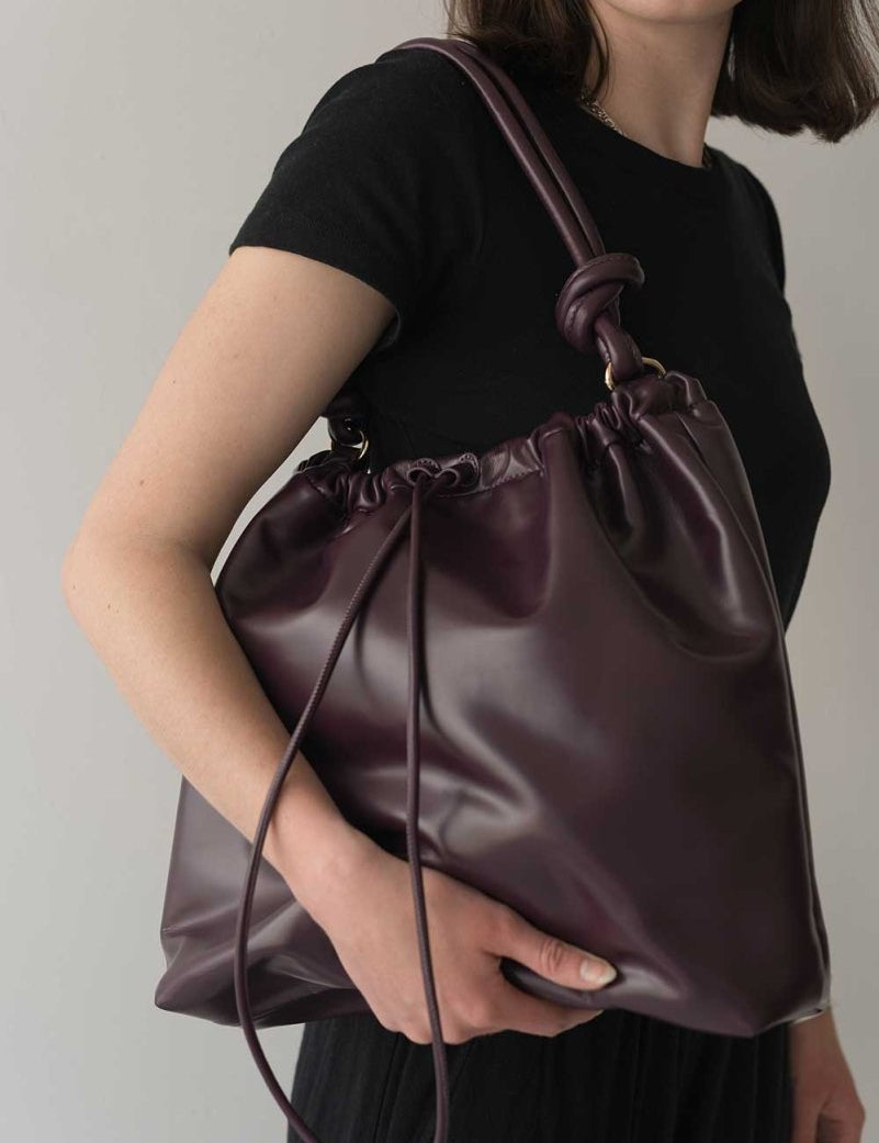 Oslo Drawstring Hobo in Aubergine - Esse - 