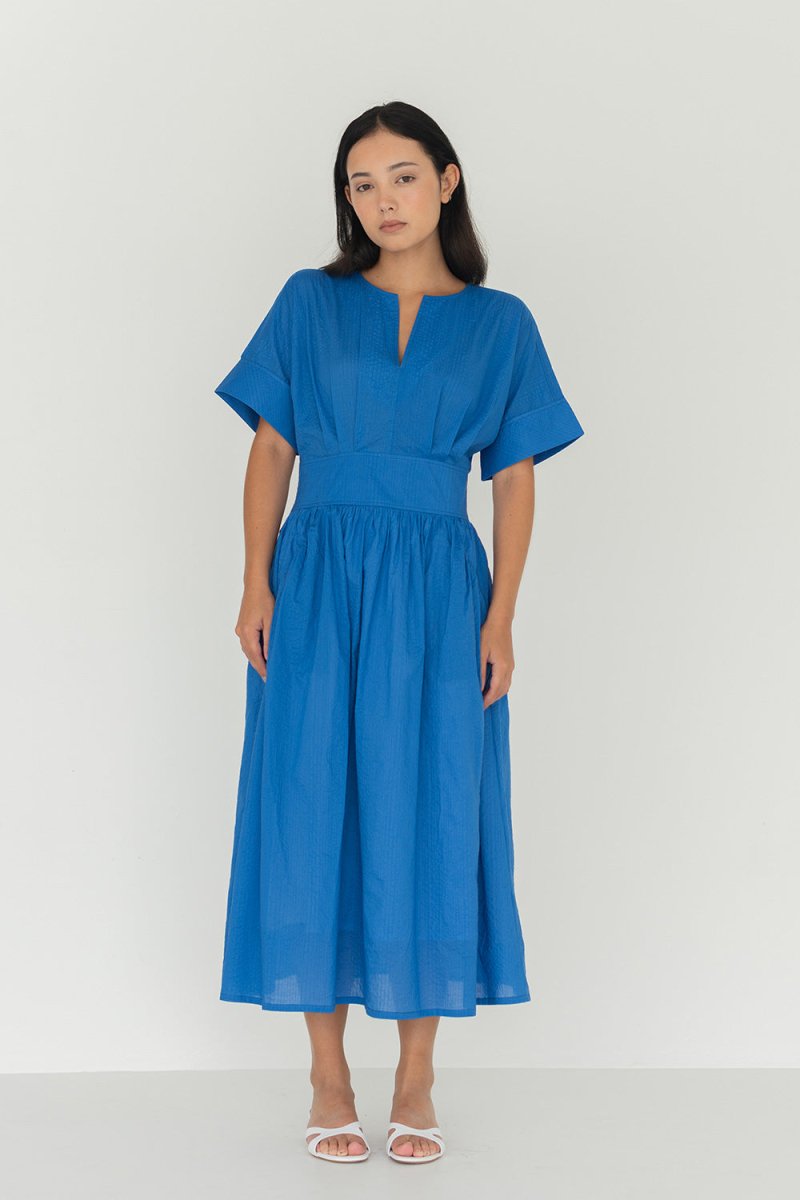 Seersucker Sleeved Maxi Dress in Electric Blue - Esse - XXS - 