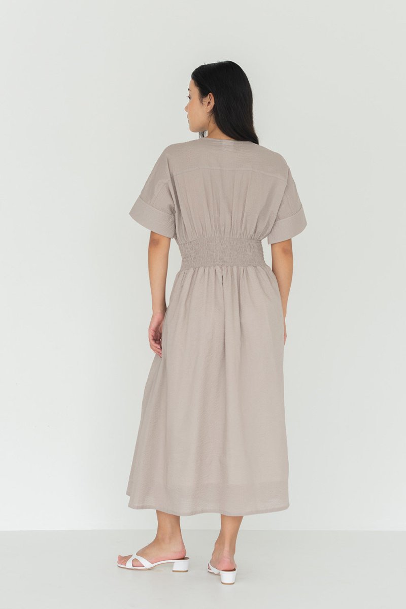 Seersucker Sleeved Maxi Dress in Warm Sand - Esse - XXS - 