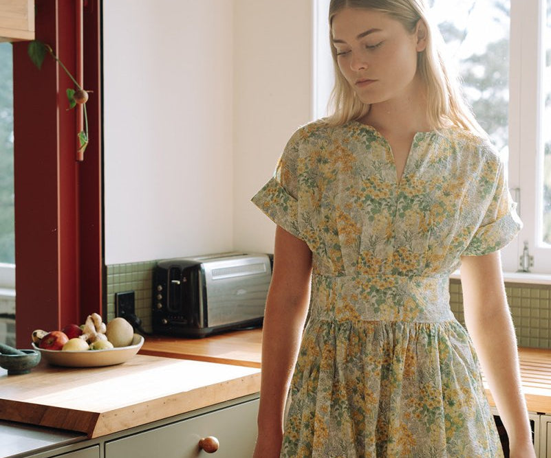 Sleeved Maxi Dress in Summer Florals - Coming Soon - Esse - Sunshine Yellow - XXS - 