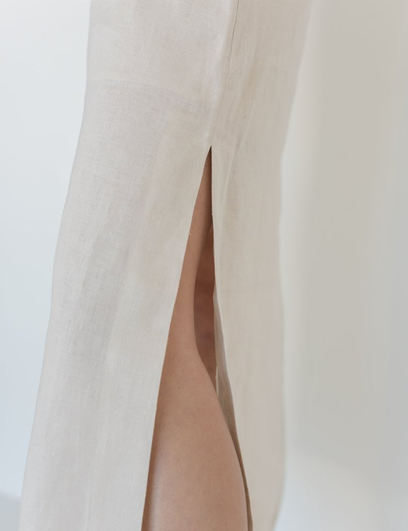Twist and Turn Toga Dress in Linen (Launching in Drop II) - Esse - Chalk - XS - 