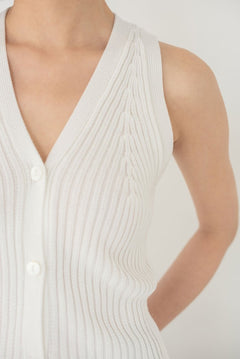 V - Neck Knit Vest in White - Esse - S - 