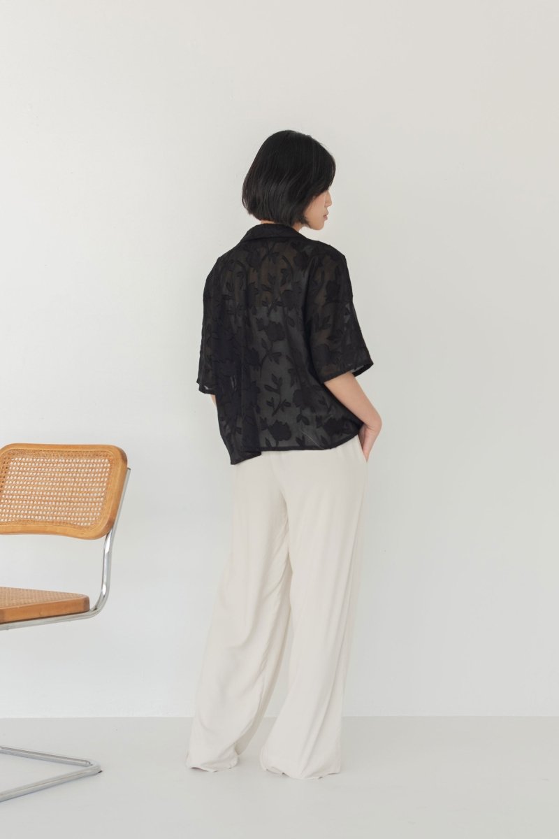 Wide Lapel Shirt in Floral Appliqué - Esse - Mint - XXS - 