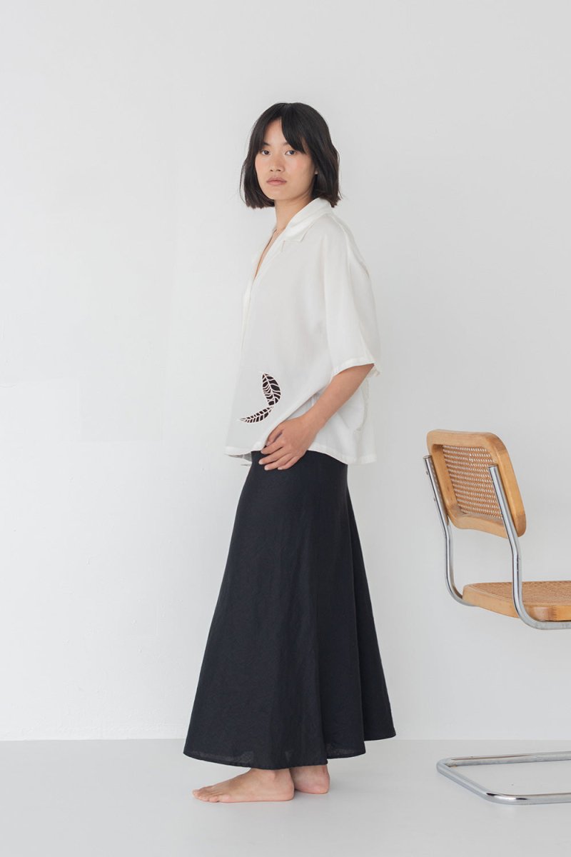 Wide Lapel Shirt with Embroidery in White - Esse - XS - White - 