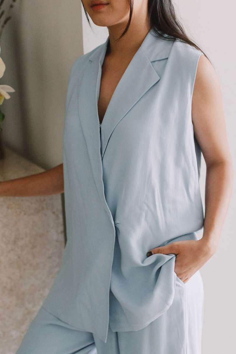 Wrap Vest in Aqua - Esse-XXS - 