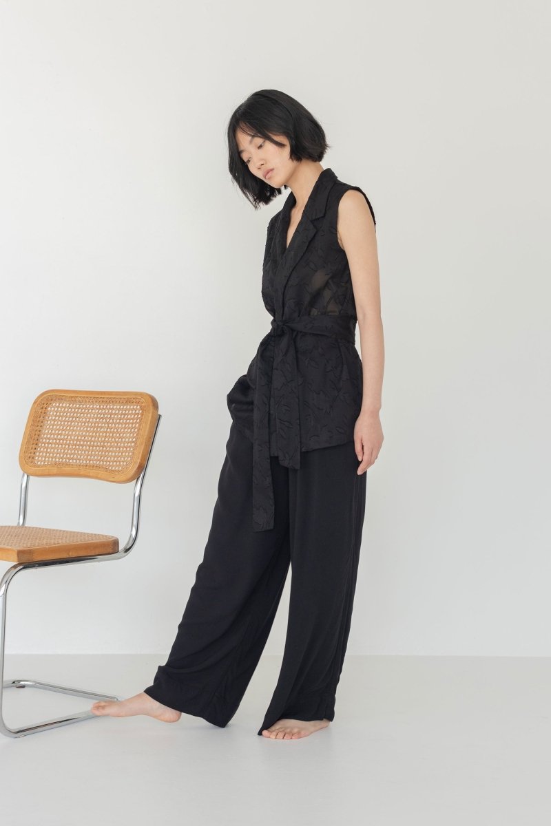 Wrap Vest in Floral Appliqué - Esse - Black - XXS - 