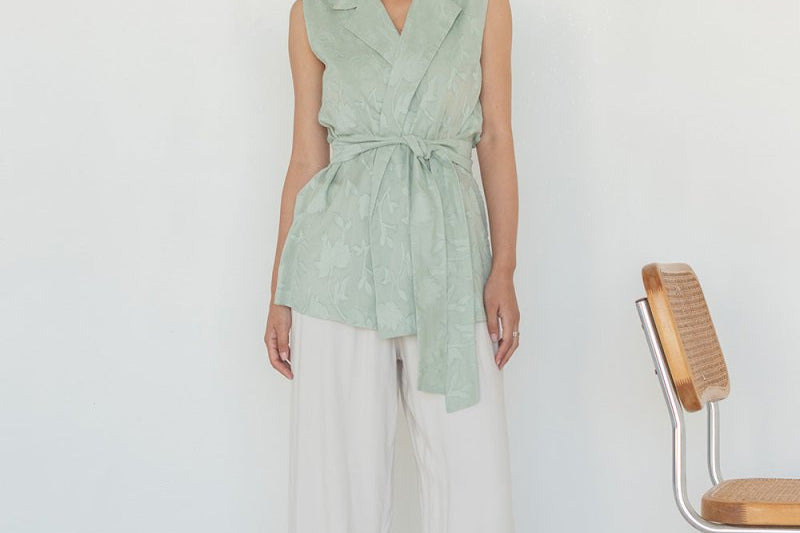 Wrap Vest in Floral Appliqué - Esse - Mint - XS - 