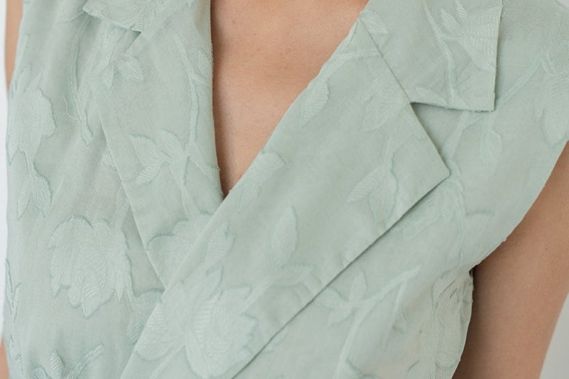 Wrap Vest in Floral Appliqué - Esse - Mint - XS - 