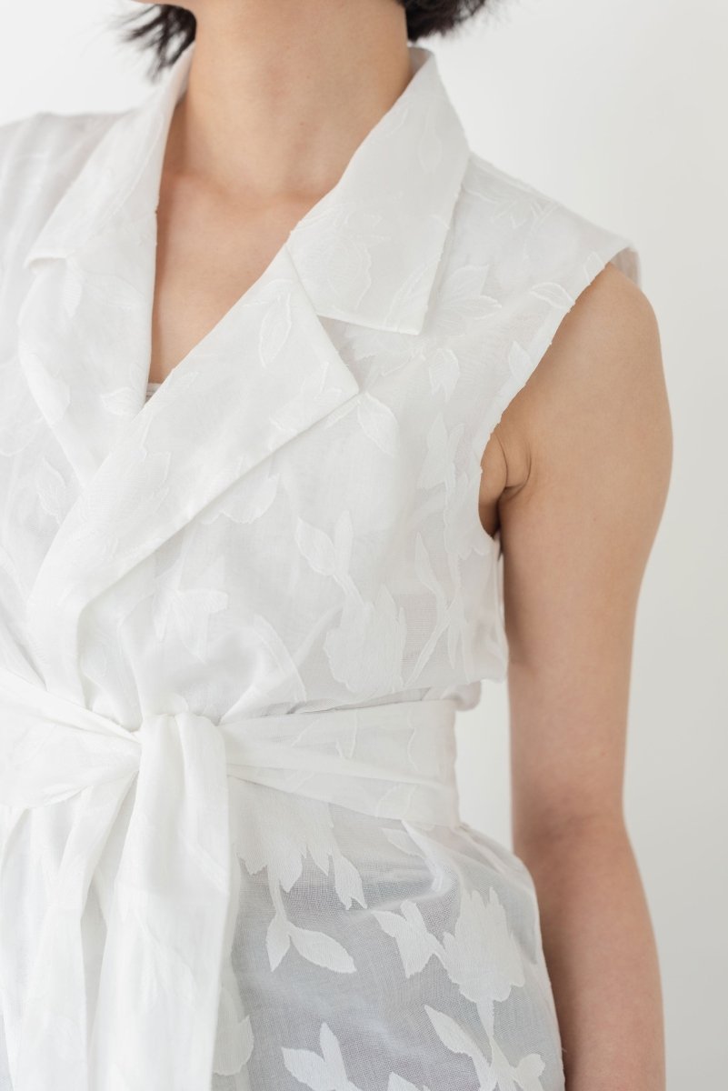 Wrap Vest in Floral Appliqué - Esse - White - XXS - 
