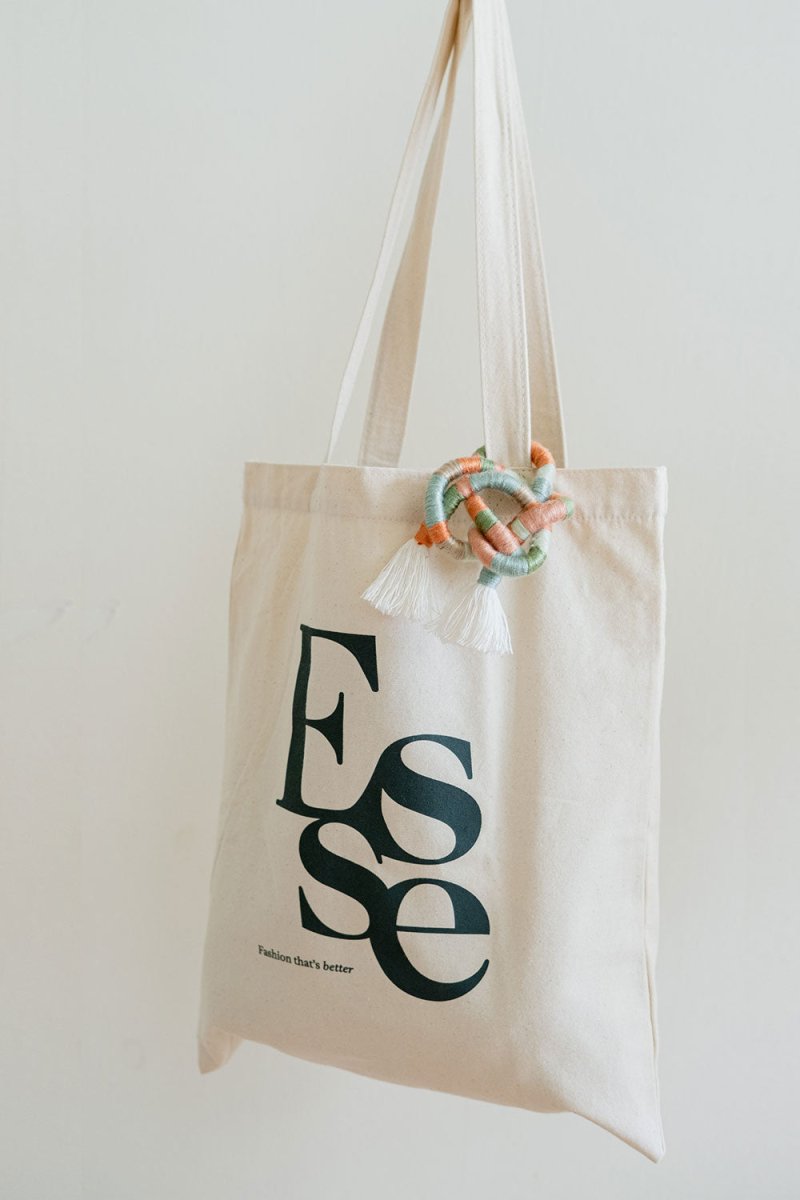Beeyarnd for Esse Art Tote - Esse-Whirl 1--