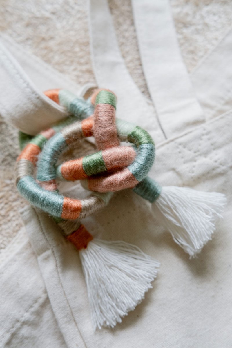 Beeyarnd for Esse Art Tote - Esse-Whirl 1--