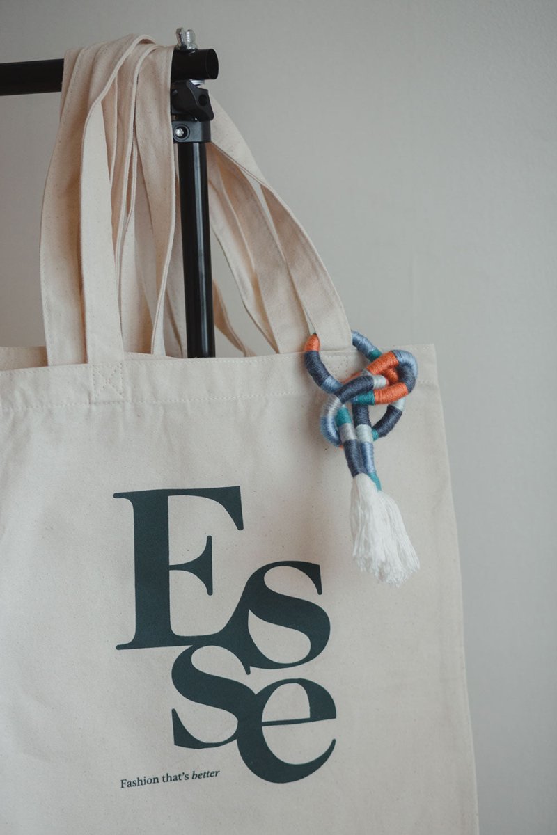 Beeyarnd for Esse Art Tote - Esse-Whirl 2--