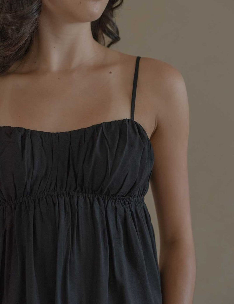 Ruched Bodice Dress in Black - Esse-XS--