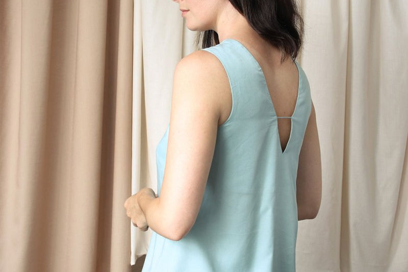 V-Back Tank Top - Esse-Sky Blue-XS-