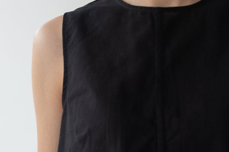 With Ease Boxy Tank - Esse-Black-XS-